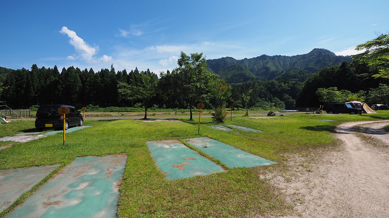 新発田市滝谷森林公園