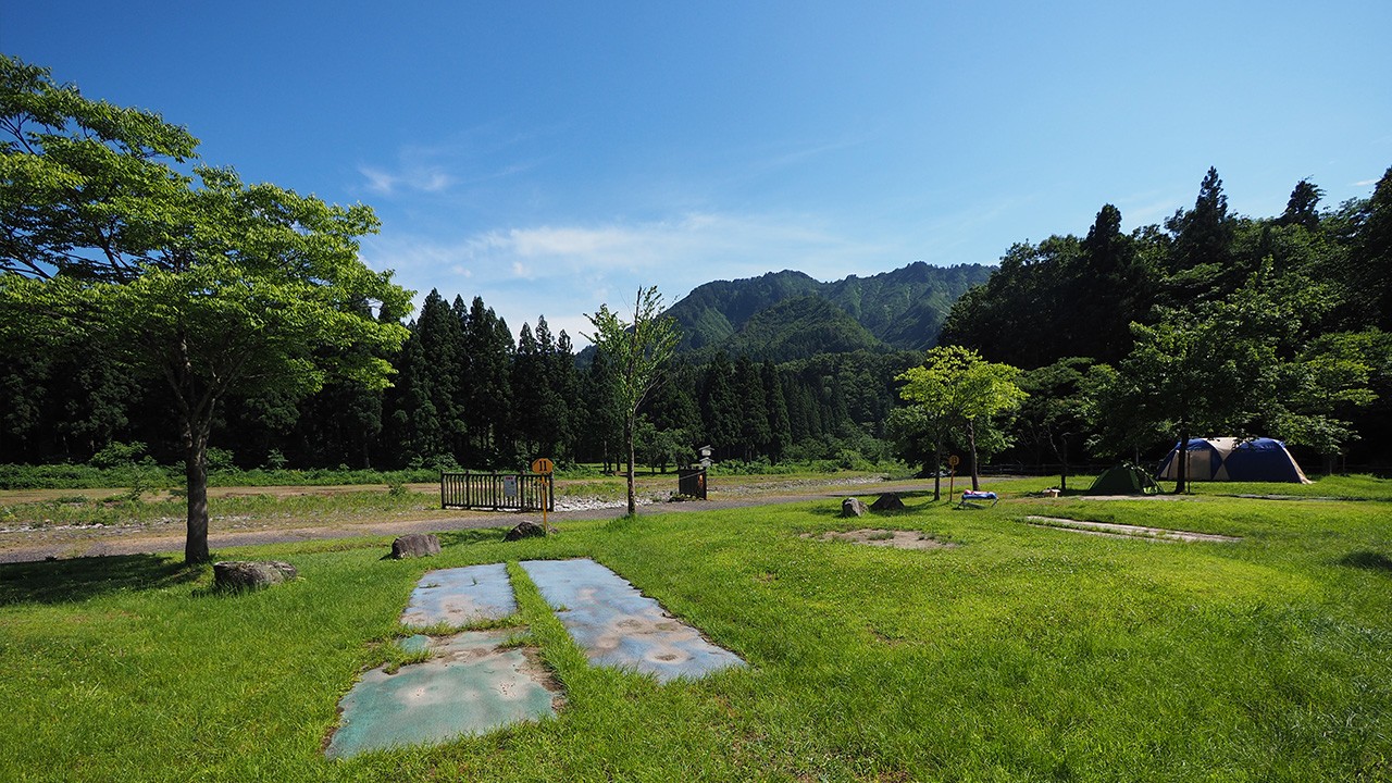新発田市滝谷森林公園