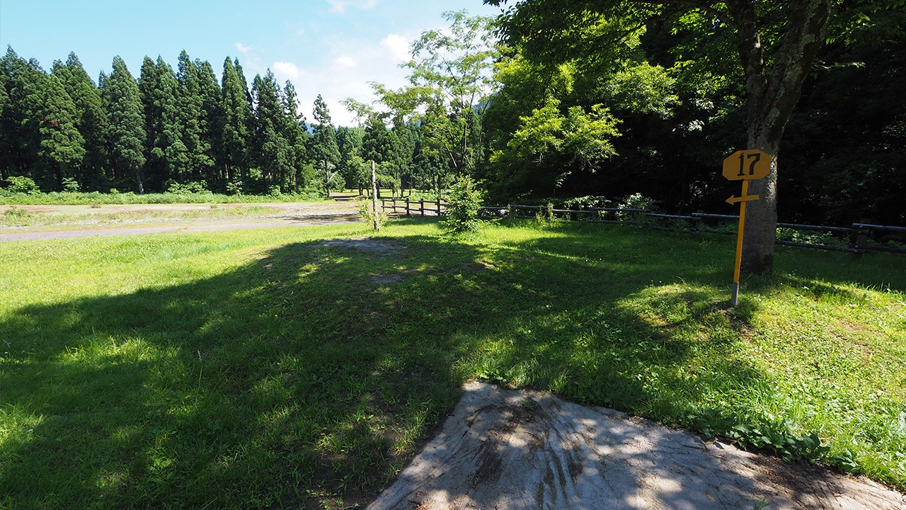 新発田市滝谷森林公園
