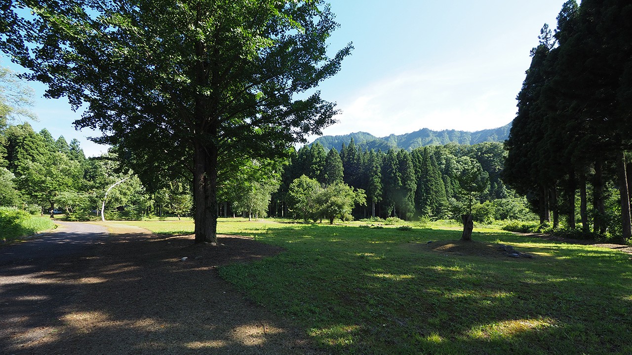 新発田市滝谷森林公園