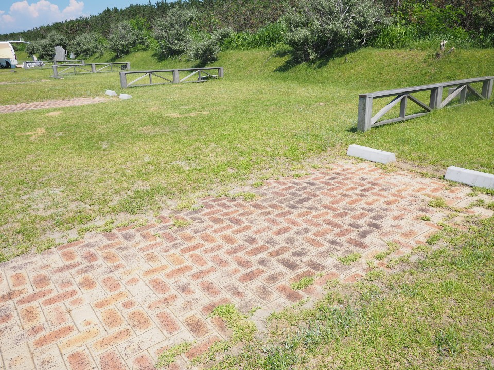 SHIUN CAMP FIELD（紫雲寺記念公園オートキャンプ場）