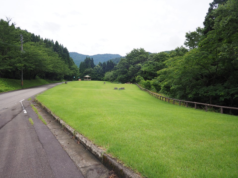 南大平ダム湖公園キャンプ場
