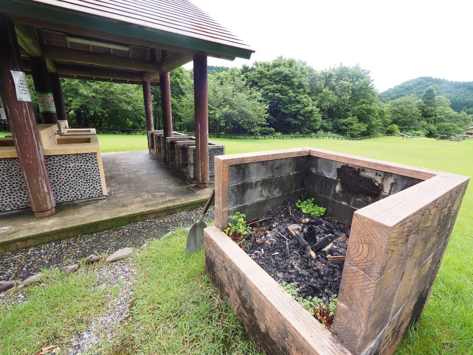 南大平ダム湖公園キャンプ場