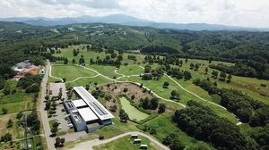 Snow Peak HEADQUARTERS Campfield