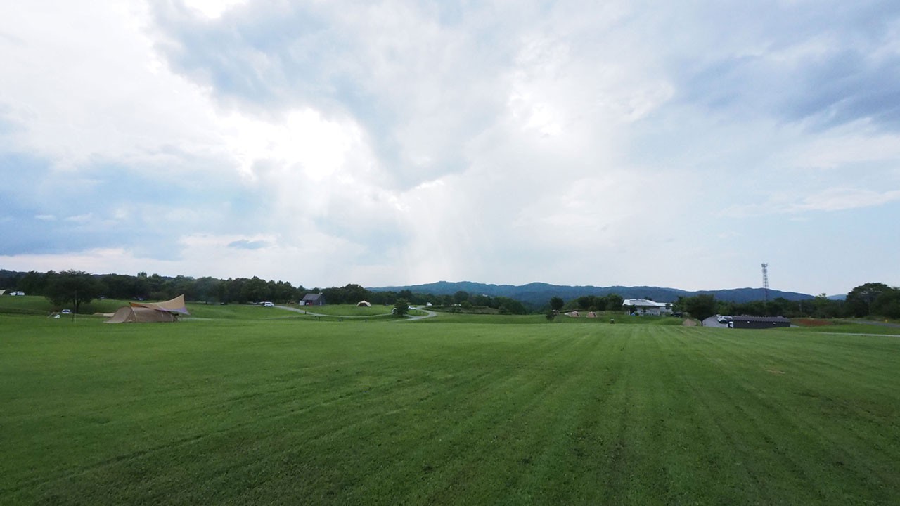 Snow Peak HEADQUARTERS Campfield