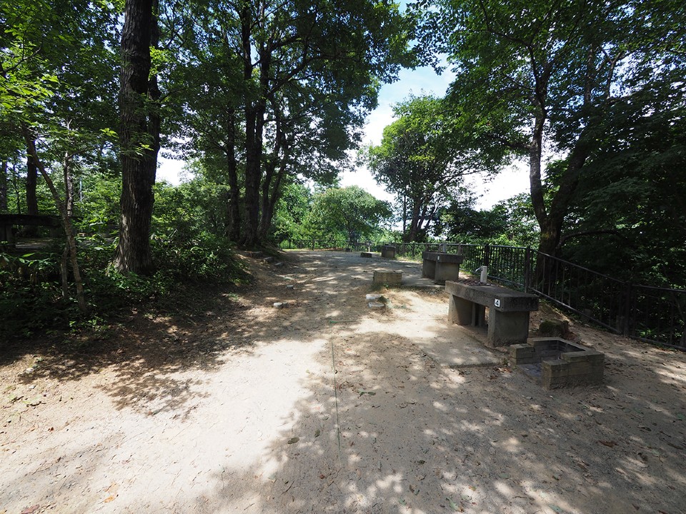長岡市うまみち森林公園