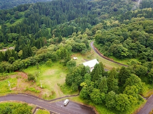 雨飾山麓しろ池の森