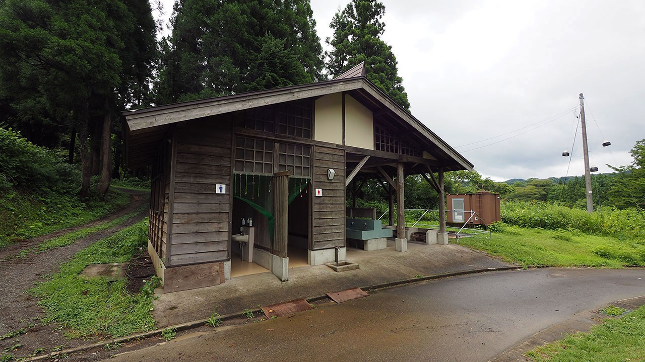 新潟県立こども自然王国 ガルルの丘キャンプ場