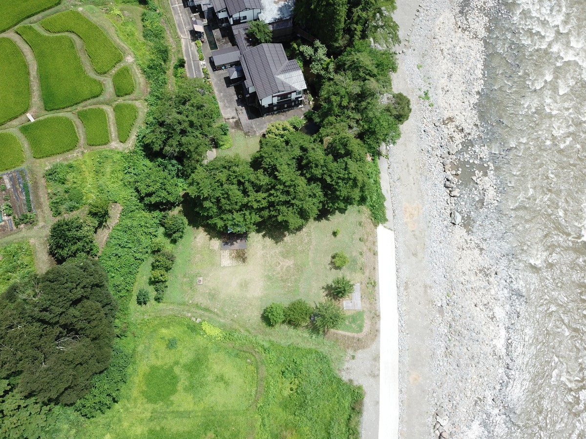 越後田中温泉 しなの荘 裏庭キャンプ場 場内見取り図